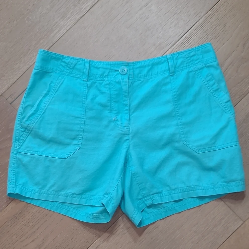 EUC Tommy Bahama Shorts Women's sz 4  Leigh Fit Blue 100% Cotton Chino Shorts